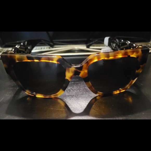 Versace Tortoise Shell Sunglasses Glasses